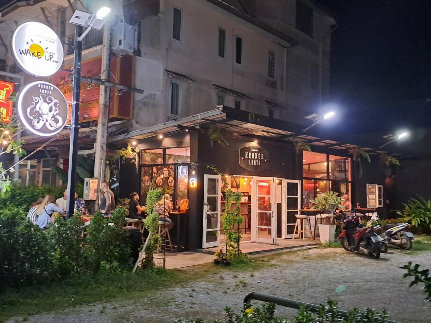 Wake Up @Lanta Hotel : Cafe Koh Lanta Ngoại thất bức ảnh
